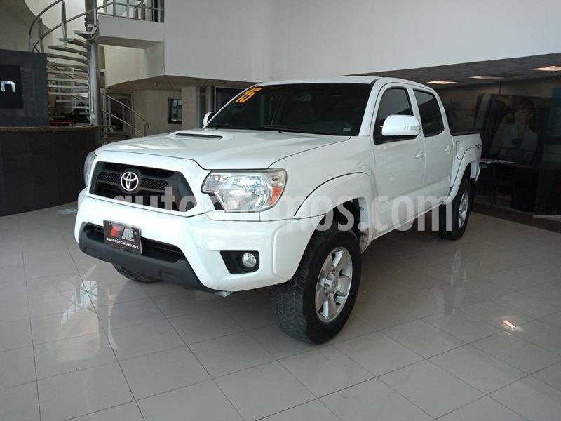 Toyota Tacoma TRD Sport usado (2015) color Blanco precio $359,900