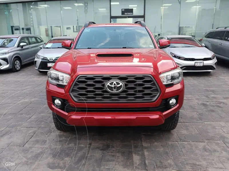 Foto Toyota Tacoma Edicion Especial 4x4 usado (2022) color Rojo precio $780,000