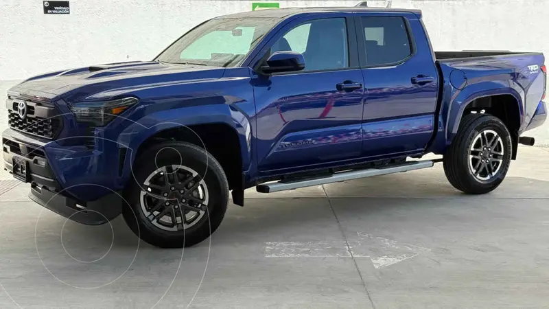 Foto Toyota Tacoma TRD Sport 4x2 usado (2025) color Azul precio $855,000