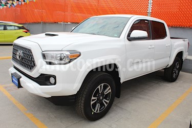 Toyota Tacoma TRD Sport usado (2019) color Blanco precio $590,000