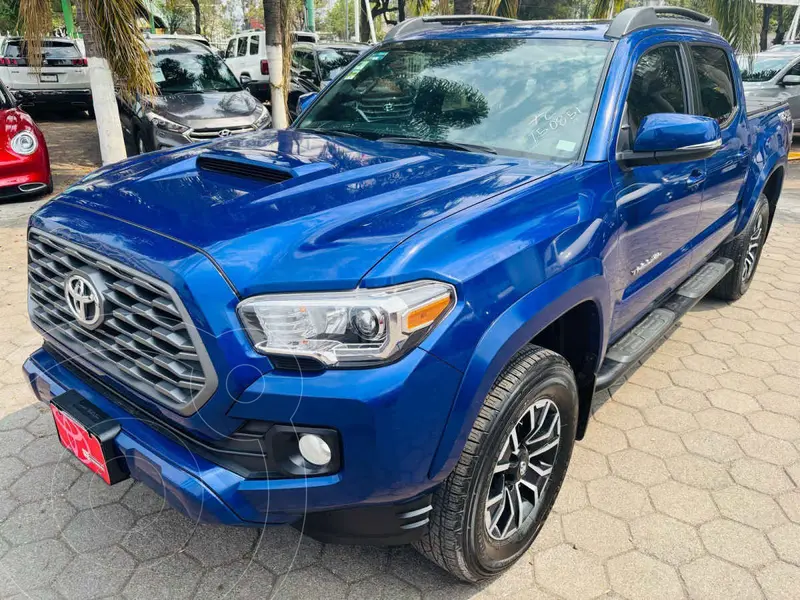 Foto Toyota Tacoma Edicion Especial 4x4 usado (2023) color Azul financiado en mensualidades(enganche $214,731 mensualidades desde $19,073)