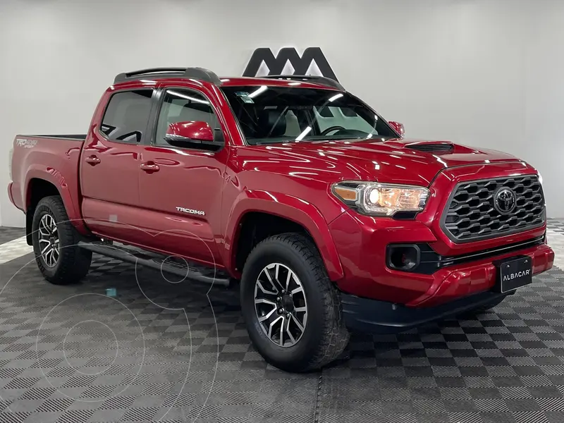 Foto Toyota Tacoma Edicion Especial 4x4 usado (2021) color Rojo precio $669,999