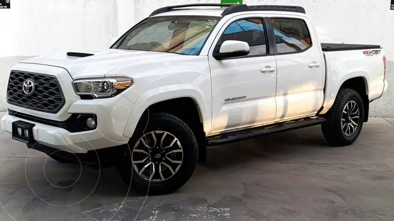 Foto Toyota Tacoma Edicion Especial 4x4 usado (2023) color Blanco financiado en mensualidades(enganche $171,380 mensualidades desde $16,906)