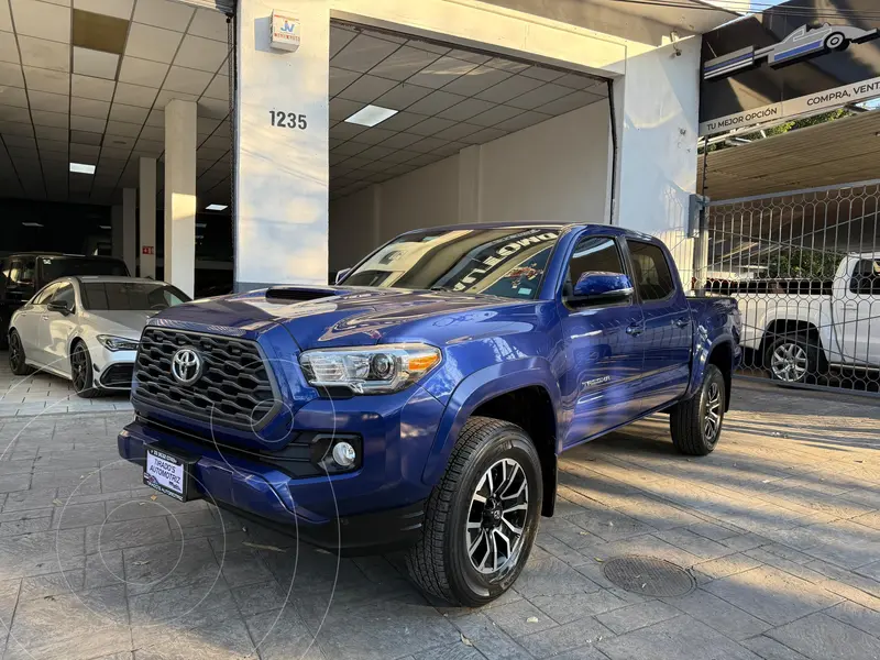 Foto Toyota Tacoma Sport 4x2 usado (2022) color Azul precio $639,900