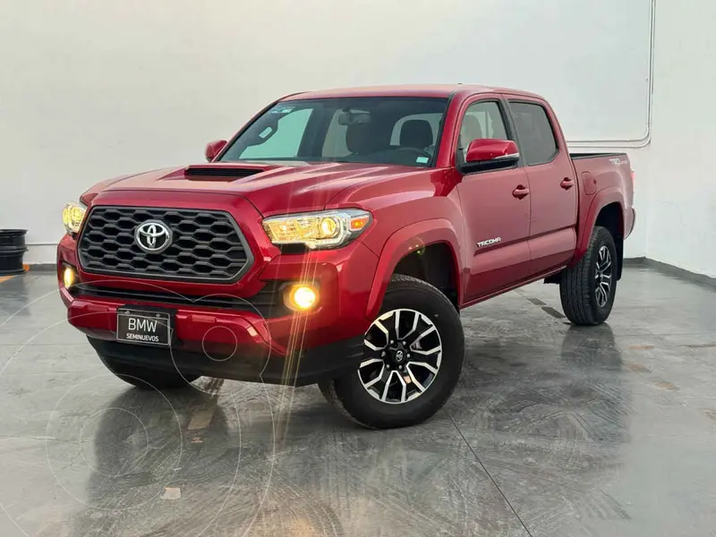 Foto Toyota Tacoma Edicion Especial 4x4 usado (2022) color Rojo financiado en mensualidades(enganche $158,180 mensualidades desde $15,604)