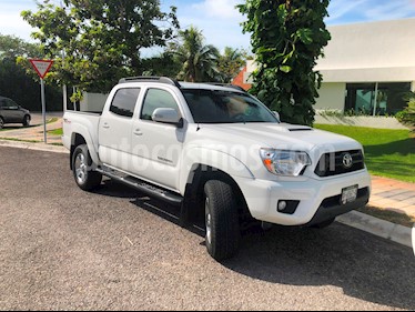 Foto Toyota Tacoma SR5 usado (2015) color Blanco precio $380,000