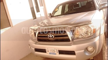 Foto venta Auto usado Toyota Tacoma TRD Sport 4x4 (2010) color Plata precio $255,000