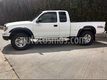 Foto venta Auto usado Toyota Tacoma TRD Sport 4x4 (2001) color Blanco precio $90,000