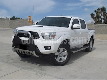foto Toyota Tacoma TRD Sport usado (2015) color Blanco precio $403,000