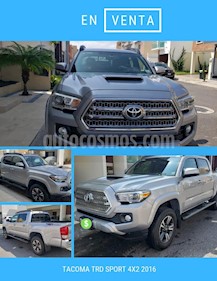 Toyota Tacoma TRD Sport usado (2016) color Plata Metalizado precio $485,000