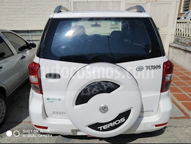 Foto Toyota Terios 1.5L Aut usado (2009) color Blanco precio u$s6.500