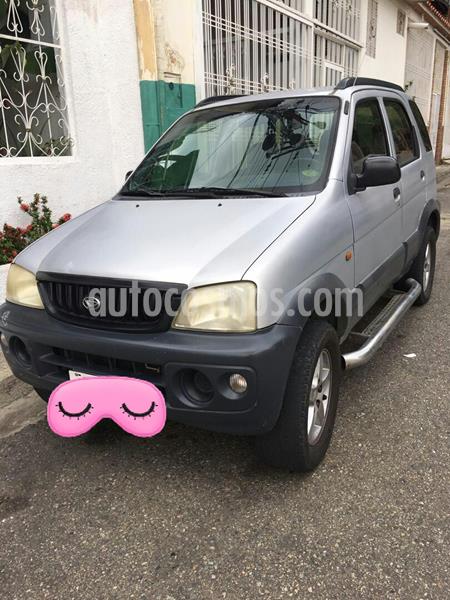 Toyota Terios LX Auto. usado (2007) color Plata precio u$s3.200
