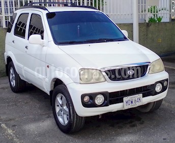 foto Toyota Terios LX Sinc. usado (2004) color Blanco precio BoF3.500