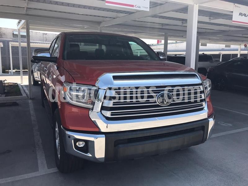 Toyota Tundra 5.7L Limited 4x4 usado (2018) color Rojo precio $785,000