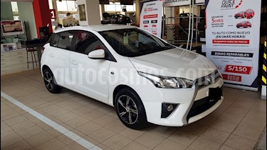 Toyota Yaris Hatchback 1.3L GLi Aut usado (2017) color Blanco precio u$s13,500