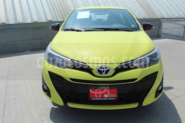 Foto venta Auto usado Toyota Yaris R LE Aut (2019) color Verde precio $272,000