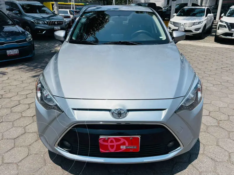 toyota yaris-r