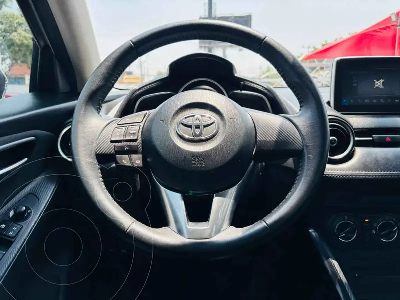 toyota yaris-r