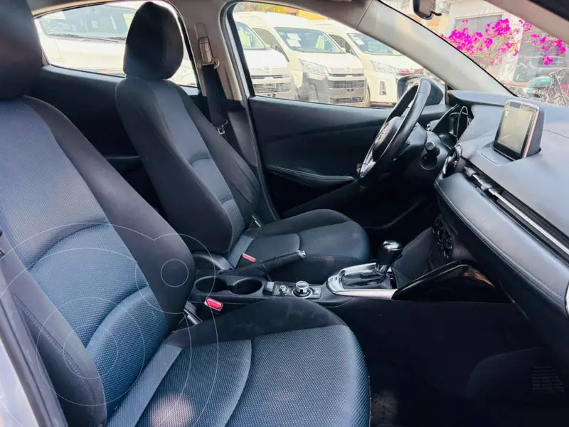 toyota yaris-r