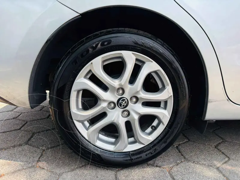 toyota yaris-r