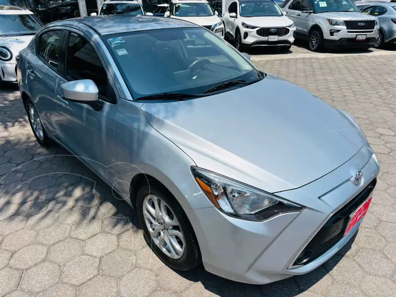 toyota yaris-r