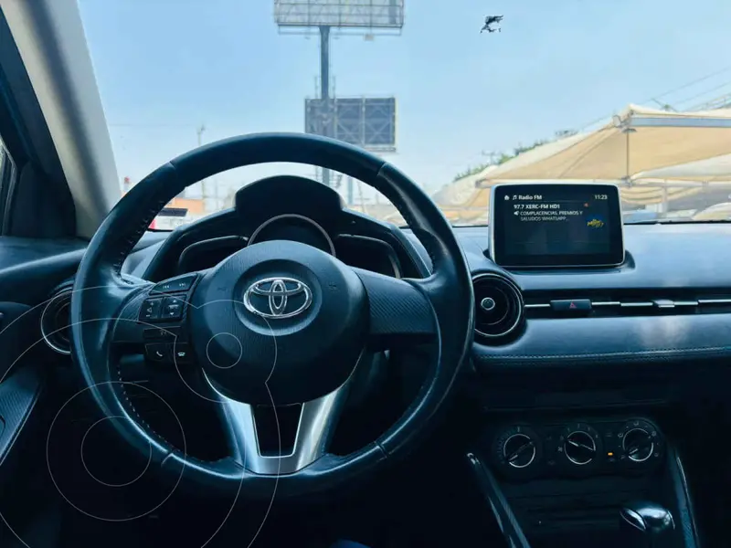 toyota yaris-r