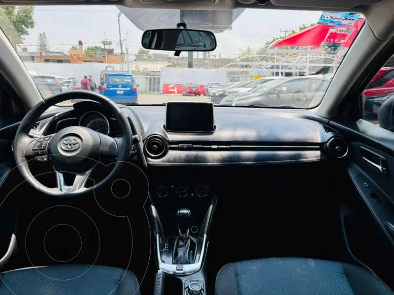 toyota yaris-r