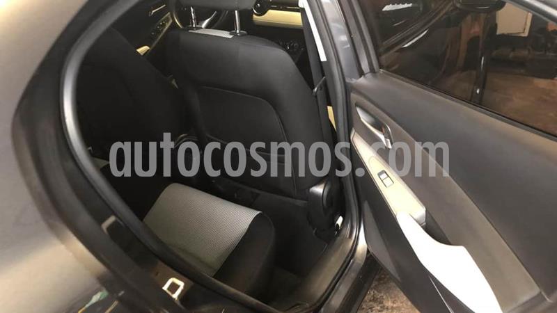 Toyota Yaris R LE Aut usado (2016) color Gris precio $170,000