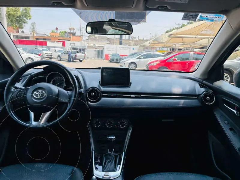 toyota yaris-r