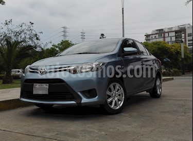 Foto venta Auto Usado Toyota Yaris Sedan 1.3L GLi CVT (2017) color Azul precio u$s13,800
