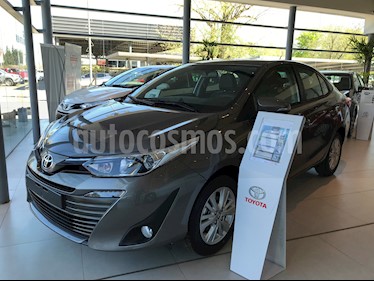 Foto Toyota Yaris Sedan 1.5 XLS Pack CVT usado (2019) color A eleccion precio $1.384.300