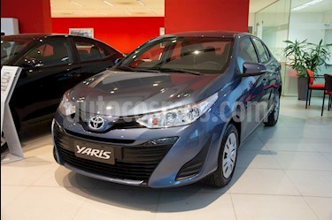 foto Toyota Yaris Sedán 1.5 XS nuevo color Azul precio $1.102.400
