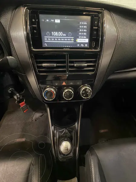 toyota yaris-sedan