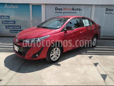Toyota Yaris Sedan S Aut usado (2019) color Rojo precio $242,000