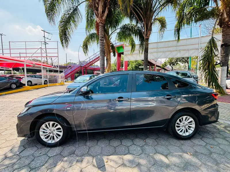 toyota yaris-sedan