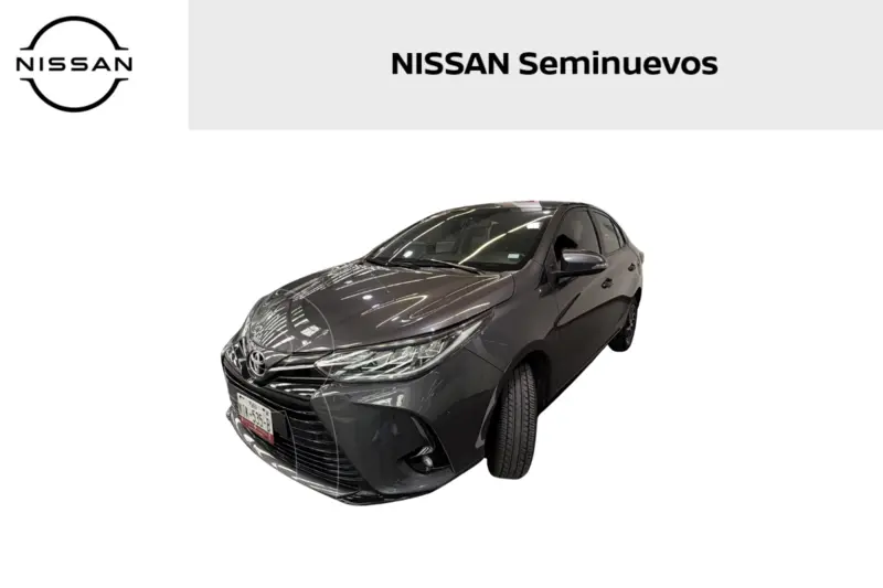 Foto Toyota Yaris Sedan S usado (2021) color Marron precio $260,000
