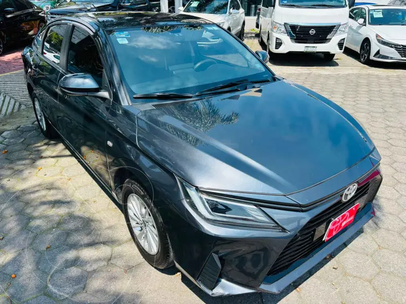toyota yaris-sedan