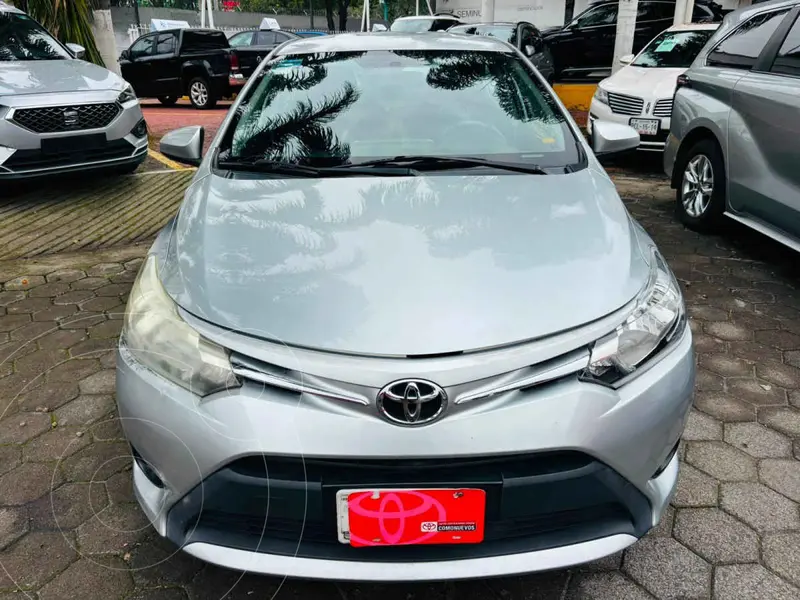 toyota yaris-sedan