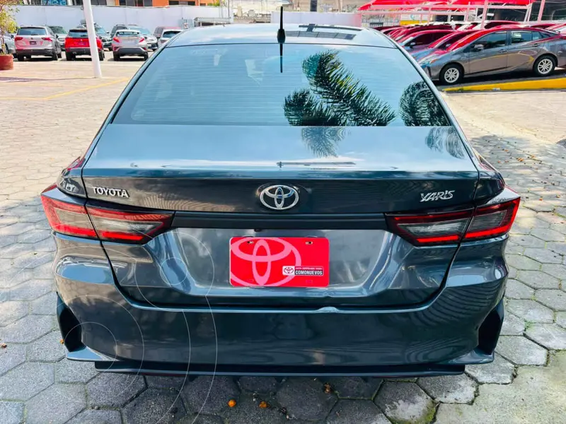 toyota yaris-sedan