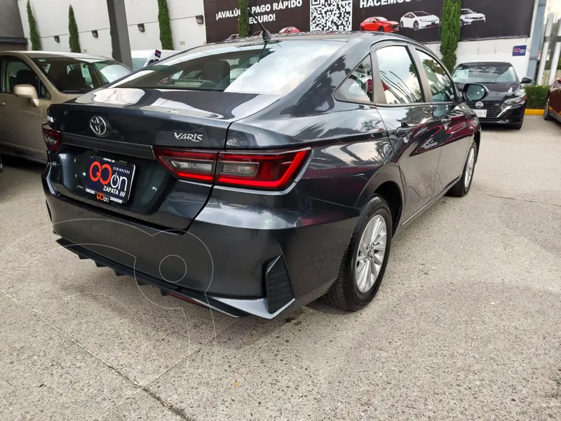 toyota yaris-sedan