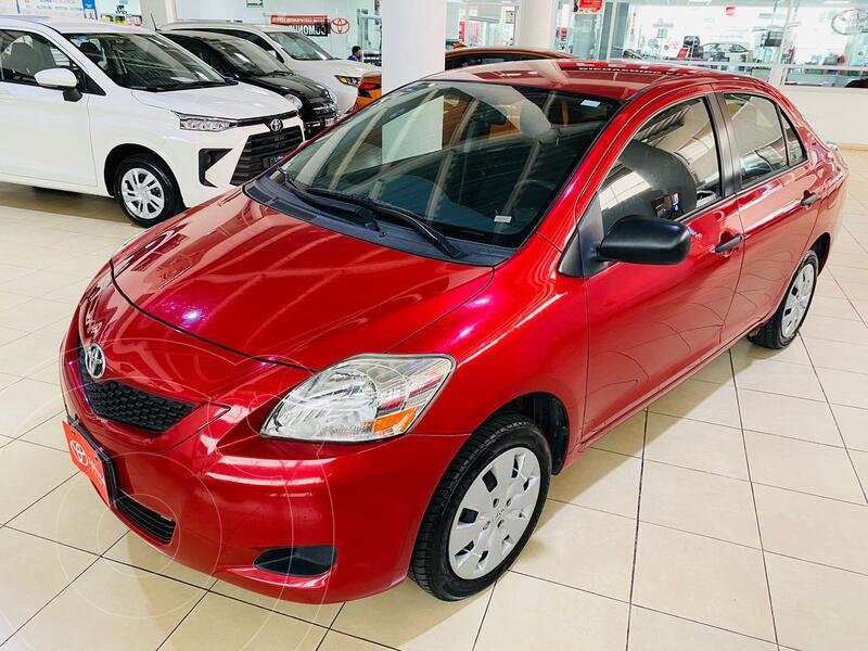 Foto Toyota Yaris Sedan Core usado (2014) color Rojo financiado en mensualidades(enganche $39,250)
