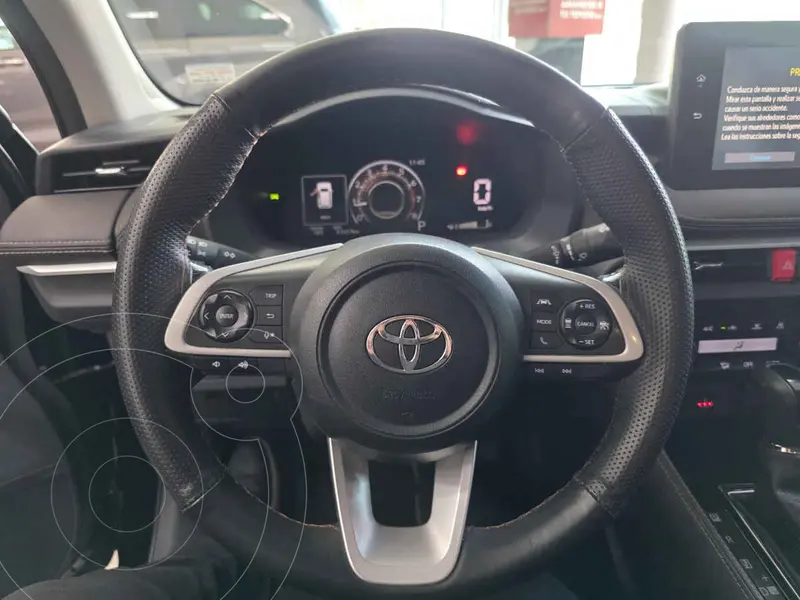 toyota yaris-sedan
