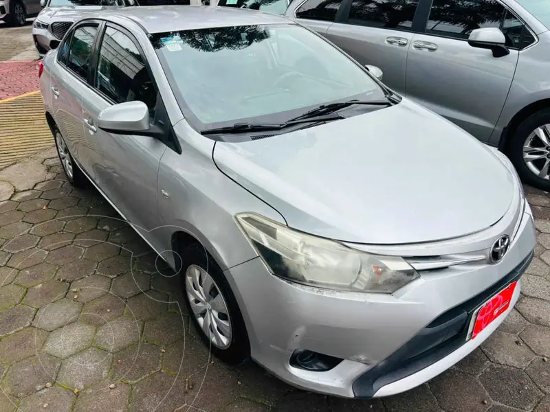 toyota yaris-sedan