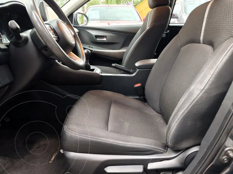 toyota yaris-sedan