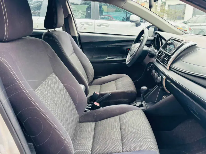 toyota yaris-sedan