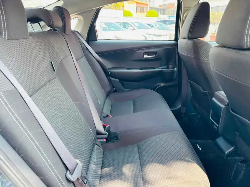toyota yaris-sedan