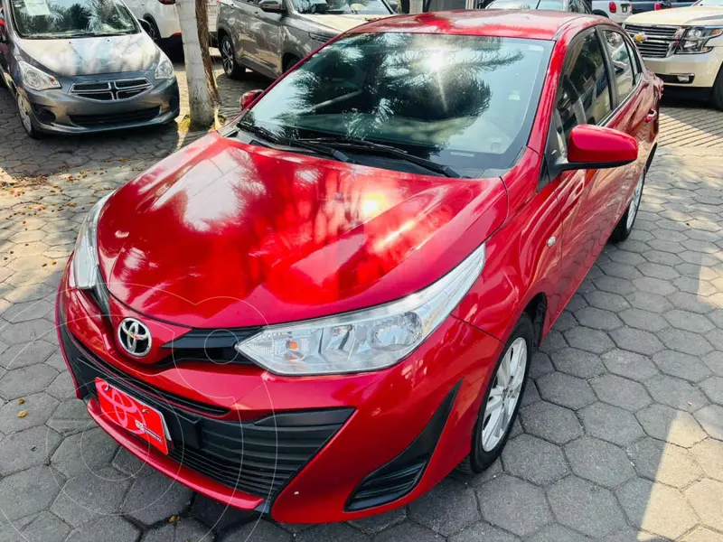 Foto Toyota Yaris Sedan Core Aut usado (2020) color Rojo financiado en mensualidades(enganche $61,812 mensualidades desde $5,490)