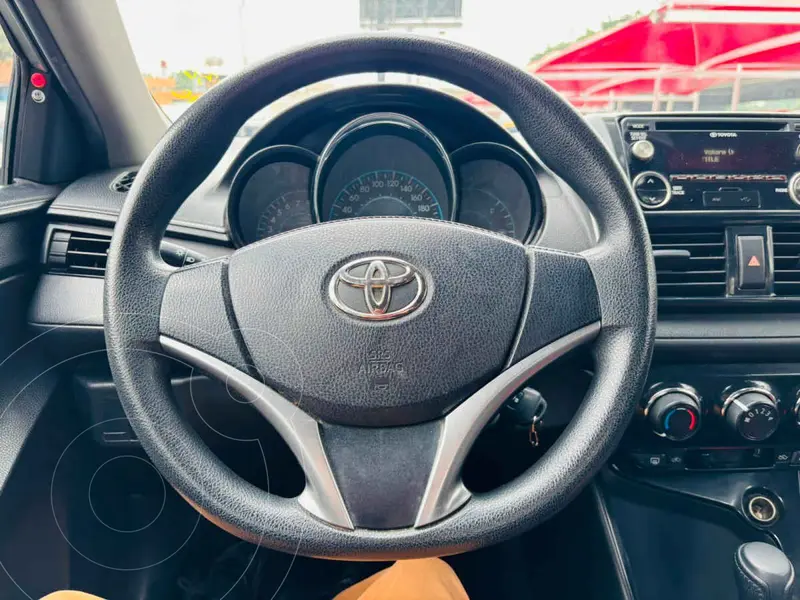 toyota yaris-sedan
