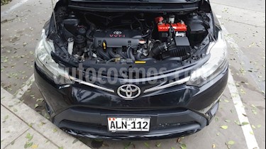 foto Toyota Yaris Sedán 1.3 GLi usado (2015) color Negro precio u$s8,700