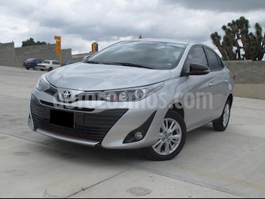 Foto venta Auto usado Toyota Yaris Sedan S (2018) color Gris Metalico precio $190,000